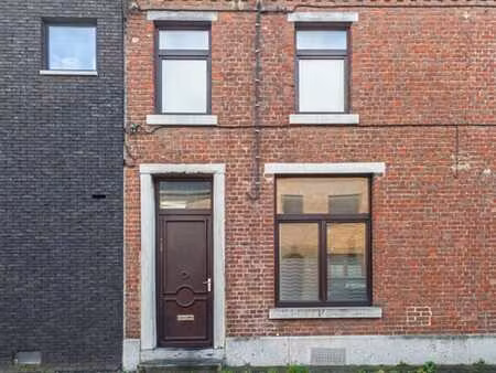 maison 2 chambres bien située avec jardin!