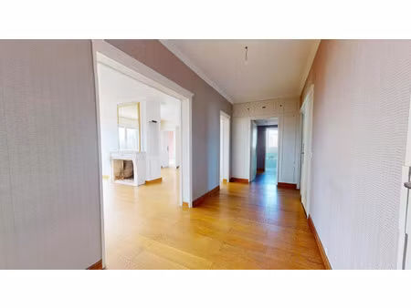 vente appartement 5 pièces 121 m² la madeleine (59110)