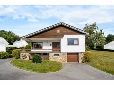 ligneuville - bungalow 3 chambres avec beau terrain