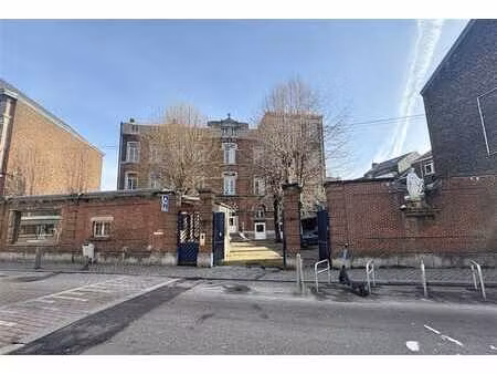 amercoeur - bâtiment scolaire +/-2900 m²