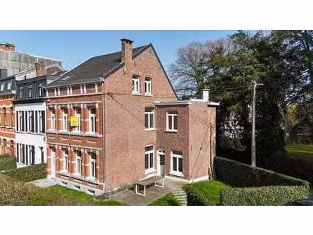 heusy : maison 4 (+1) chambres + jardin