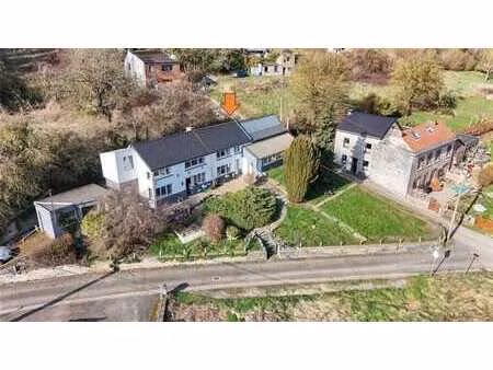 charmante maison 1ch avec jardin et hangar!