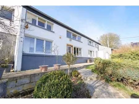 charmante maison 2ch avec jardin!