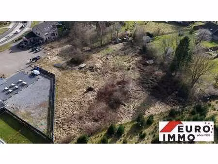 großflächiges baugrundstück mit flexiblen bebauungsmöglichke