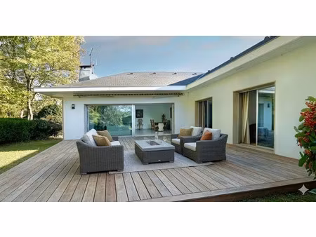 vente maison 7 pièces 240 m² à ecully (69130)  1 050 000 €
