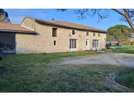 maison saint-maixant m² t-7 à vendre  399 000 €