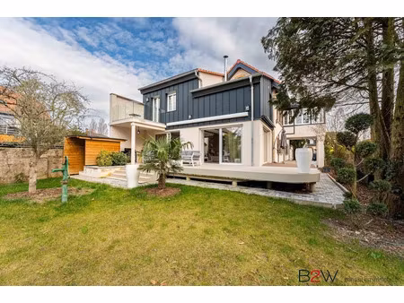 vente maison 8 pièces 210 m² à strasbourg (67000)  1 295 000 €