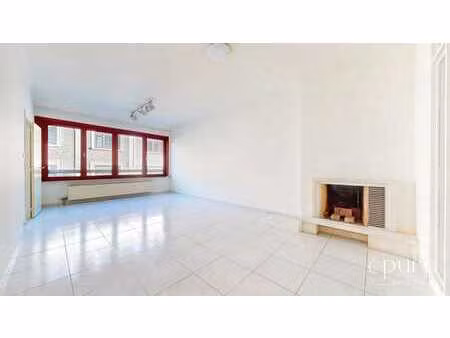 porte de namur  appart 2ch + terrasse so. parking en option