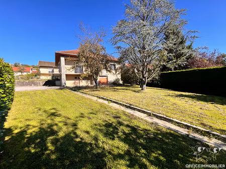 besancon - miserey salines - maison 3 chambres sur joli terrain en coeur de village
