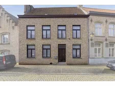 à vendre : maison mitoyenne à veurne