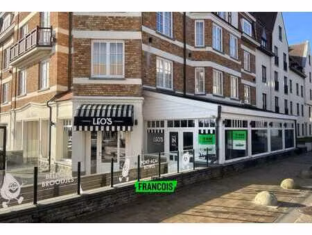 local commercial unique prêt à emménager à louer dans un em…