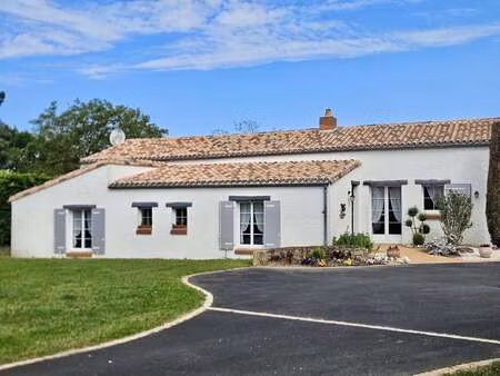 vente maison à gétigné (44190) : à vendre / 178m² gétigné