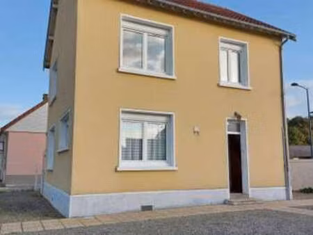vente maison à savigné-l'évêque (72460) : à vendre / 90m² savigné-l'évêque