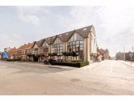 2 slaapkamer app met terras en garage