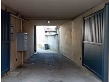 emplacement de parking 116 grande rue 69600