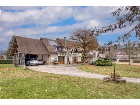 maison individuelle de charme – 192 m² – terrain 6 115 m²