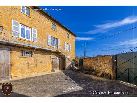 maison en pierres dans environnement calme - vue dégagée