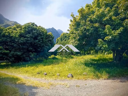 terrain constructible 500 m² entre deux