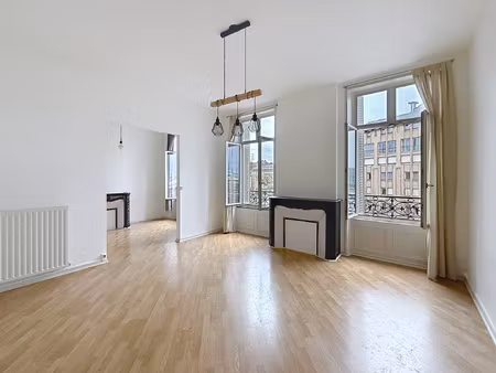 rue de serre - dispo immédiate