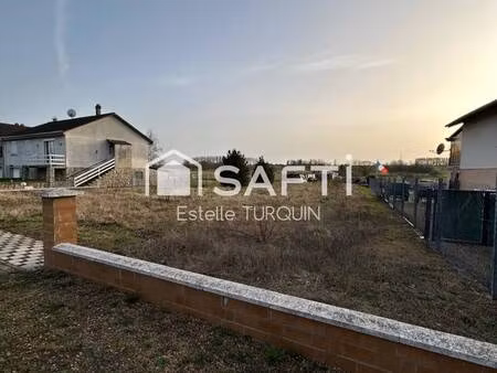 terrain constructible viabilisé à vendre