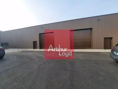 local d'activités à louer