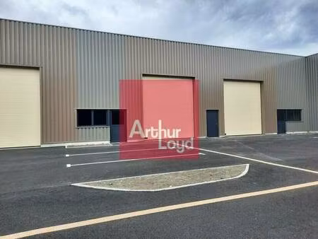 local d'activités à louer