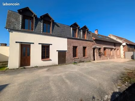 maison avec 4 chambres