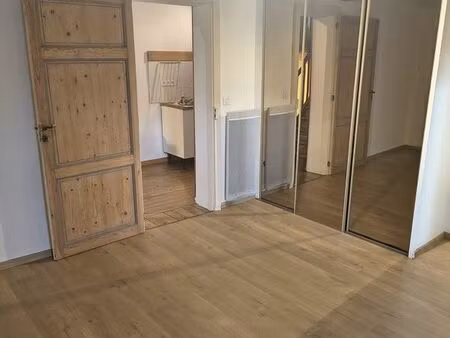 t4 95m2 centre carbonne