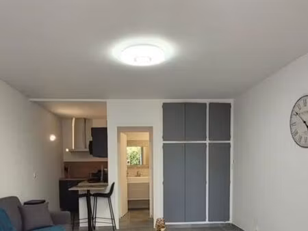 studio à l'année scolaire