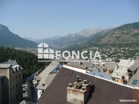 appartement 3 pièces 64 m²