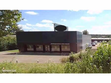 local commercial 505 m²