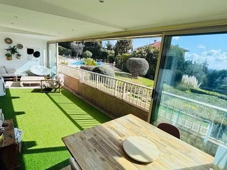 4 pièces avec vue mer dans résidence de standing