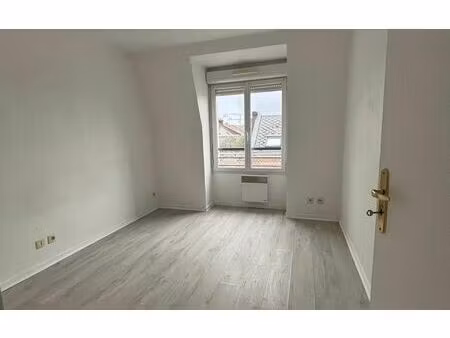 location appartement  m² t-2 à saint-quentin  470 €