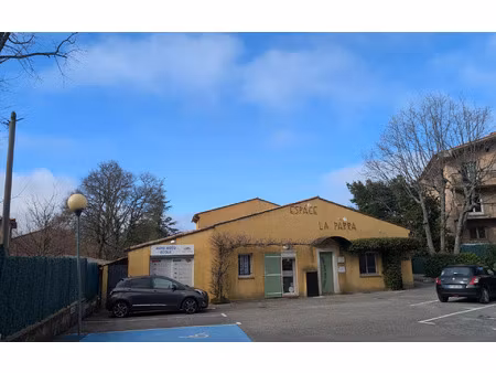 location appartement  30.16 m² t-1 à saint-vallier-de-thiey  610 €