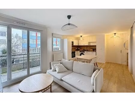 location appartement  66.36 m² t-4 à ville-la-grand  1 690 €