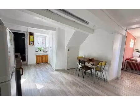 location maison  92.58 m² t-5 à curbans  770 €