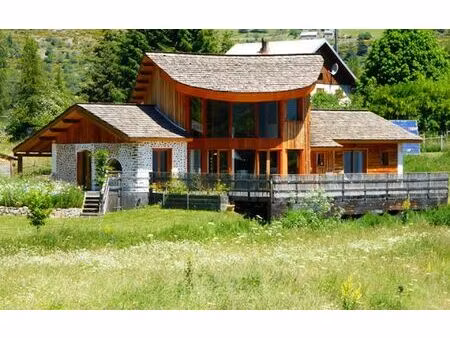 maison roubion m² t-5 à vendre  739 000 €