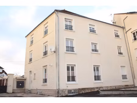 location appartement 2 pièces 61 m² à la ferté-gaucher (77320)
