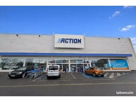 local 2046 m² sainte-geneviève-des-bois