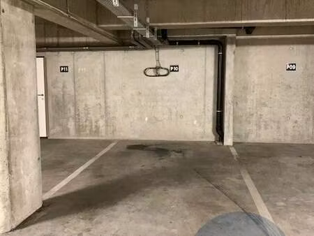 garage à louer à nieuwpoort € 80 (llz7d) - immo de kaai | zimmo