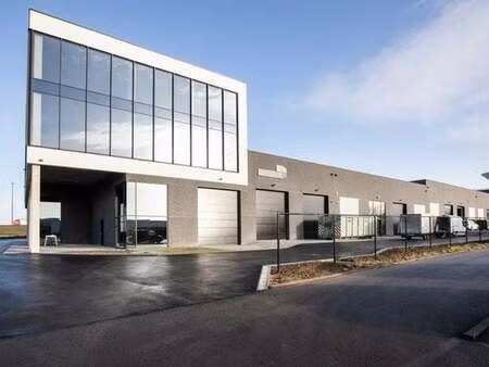 bien professionnel à louer à ghislenghien € 1.100 (llz6g) - lcv development | zimmo