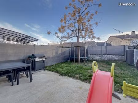 maison 4 pièces avec terrasse  jardin  garage et place de parking