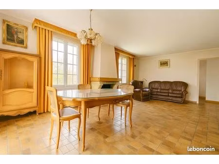 maison 5 pièces 112 m²