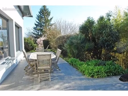 maison 6 pièces 160 m²