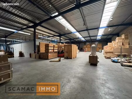 local d'activité 3 400 m²