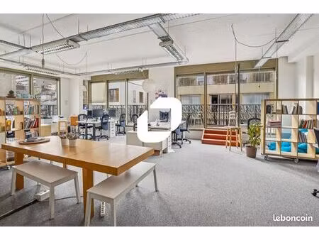 bureaux 119 m²