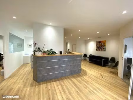 local commercial 164 m² saint laurent du var