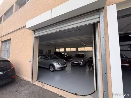 local d’activité / commercial 160m2 disponible immédiatement