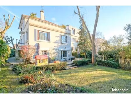 maison 7 pièces 133 m²