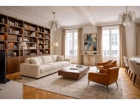 appartement haussmannien 4 pièces – 107 m²